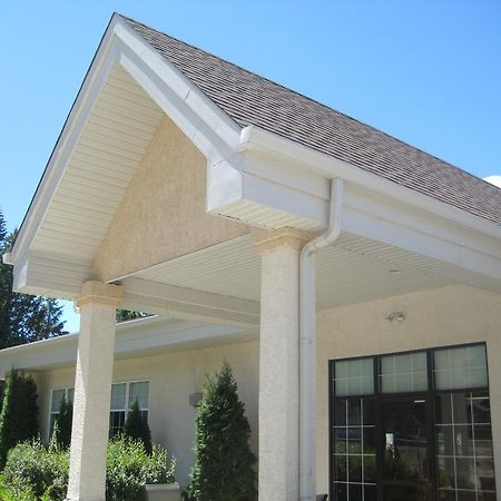 Radium Valley Vacation Resort Invermere Ngoại thất bức ảnh